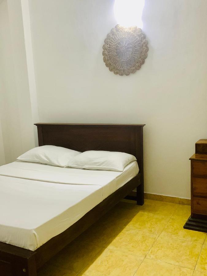 Dreamy Surf House Hotel Weligama Exterior photo