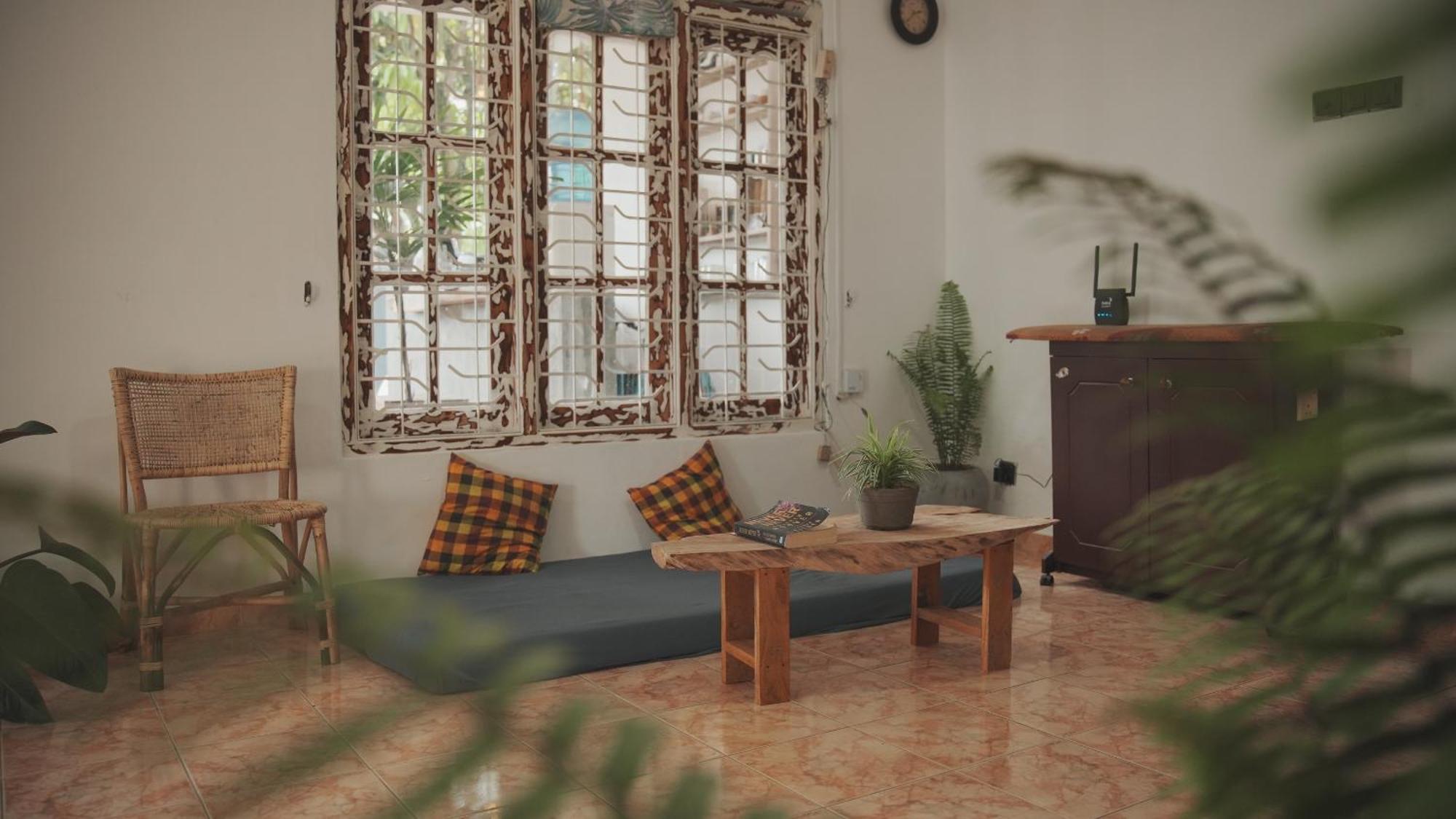 Dreamy Surf House Hotel Weligama Exterior photo